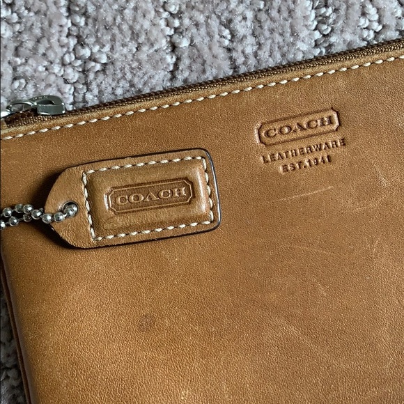 COACH Wristlet - Picture 2 of 6